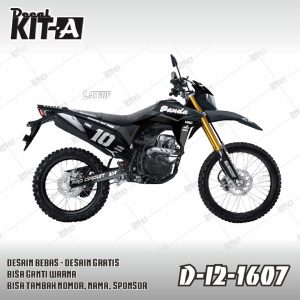 Hitam Kombinasi Hijau Gelap