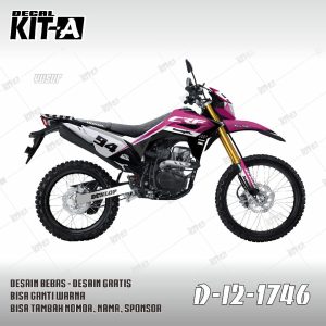 Tricolor Burgundi Hitam Putih